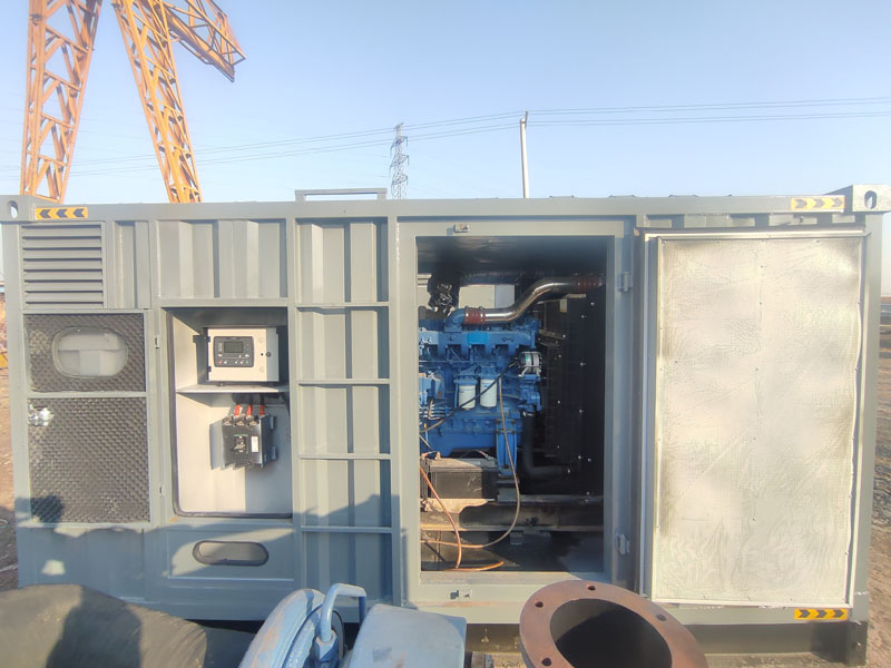 忠县柴油发电机组的机油多久更换一次比较合适？